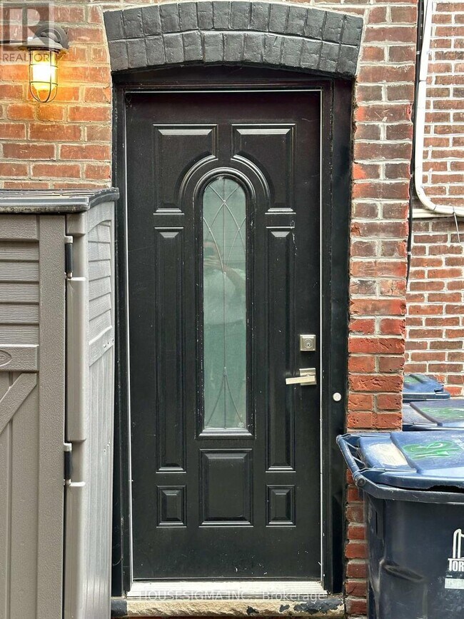 Photo du bâtiment - 48 Euclid Ave