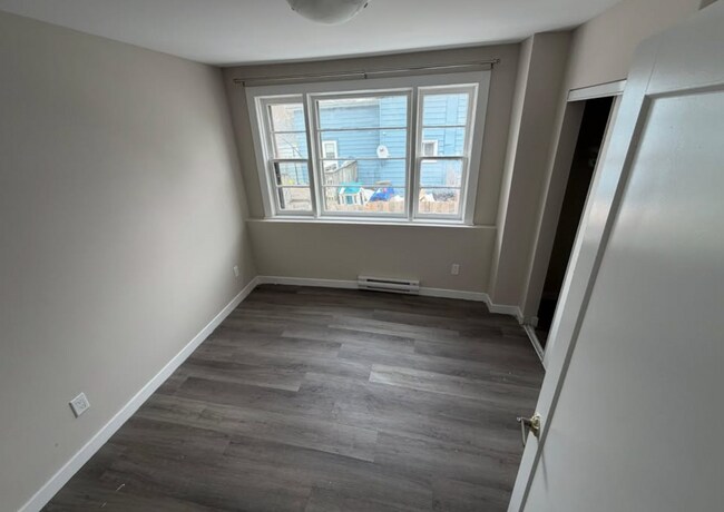 Photo du bâtiment - 142 Brock St