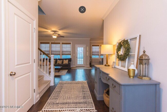 Foto del edificio - 75 Fletcher Ln