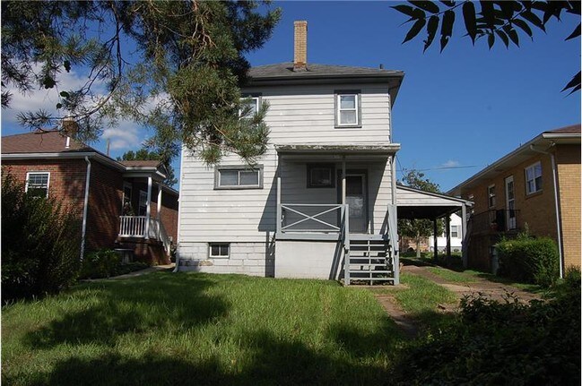 Building Photo - 723 Oxford Blvd