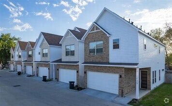 Building Photo - 5405 Iconic Ln