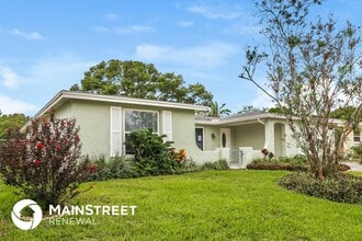 Building Photo - 7500 San Salvadore Dr