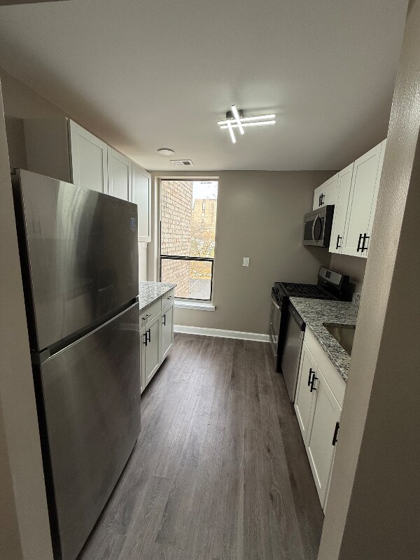 Building Photo - 3310 Huntley Sq Dr