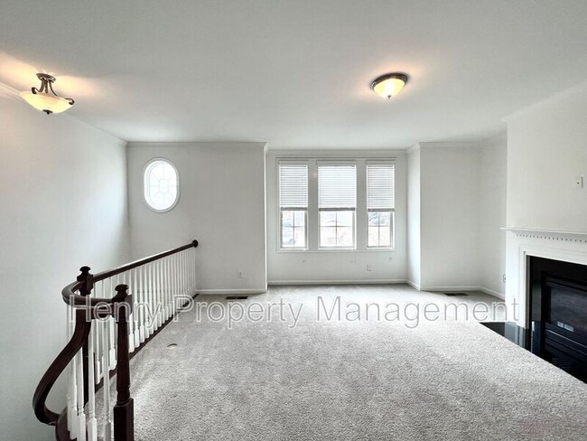 Building Photo - 8302 Primanti Blvd