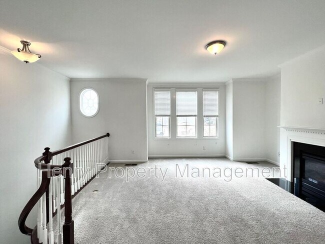 Foto del edificio - 8302 Primanti Blvd