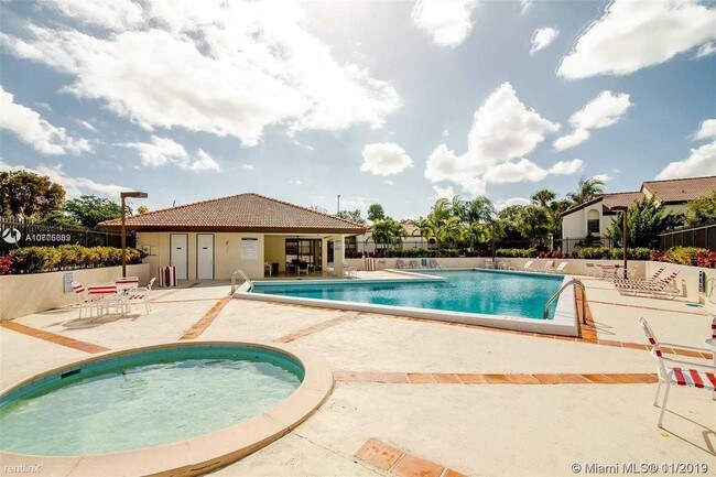 Foto del edificio - 2 br, 2 bath Condo - 9030 SW 125th Ave E405