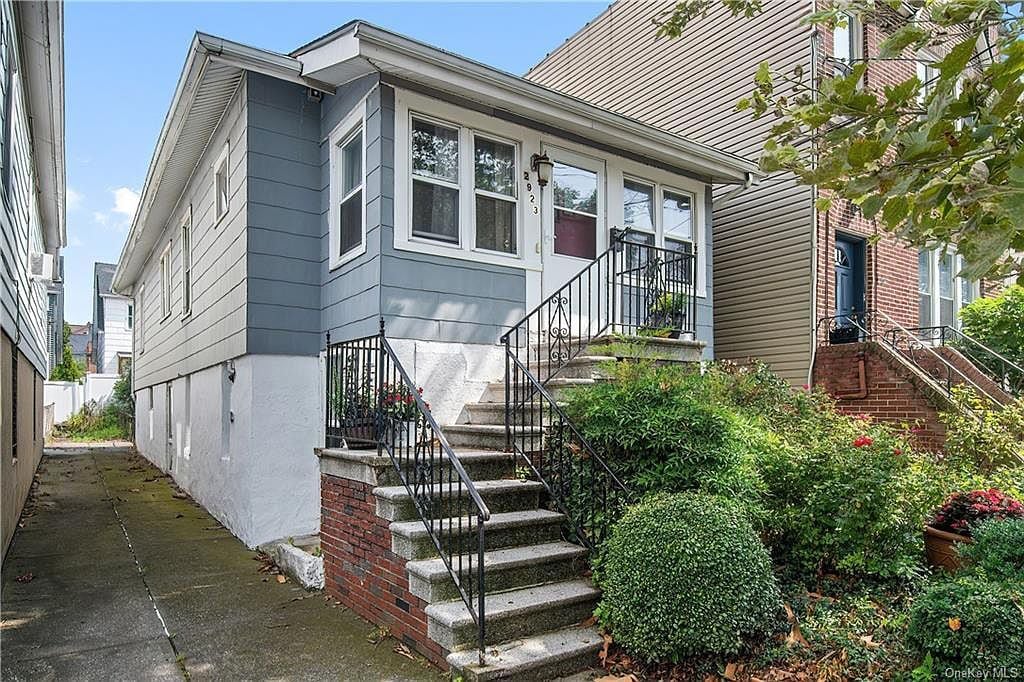 2923 Wellman Ave, The Bronx, NY 10461 House Rental in The Bronx, NY