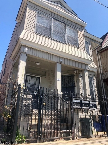 Foto principal - 354 S 11th St