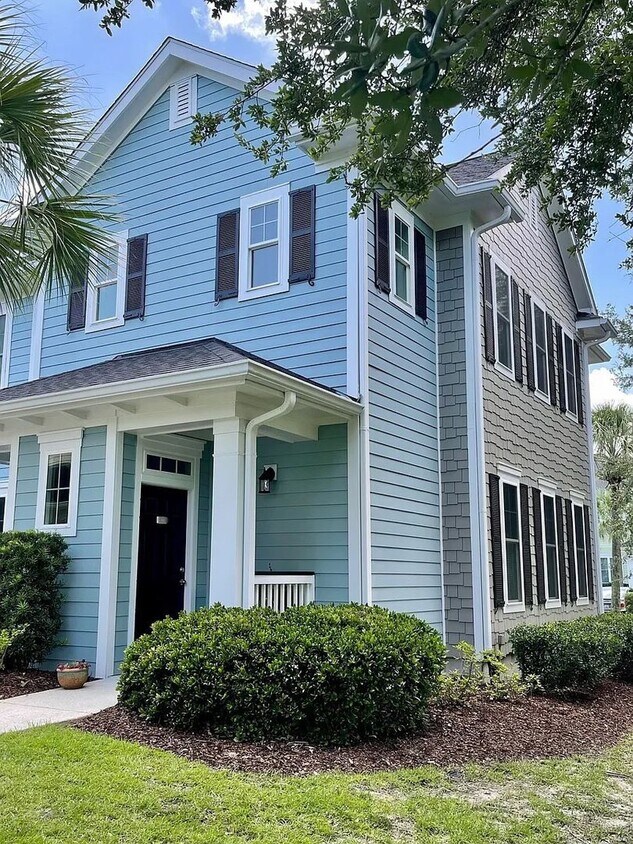 Primary Photo - Furnished Townhome on Daniel Island!