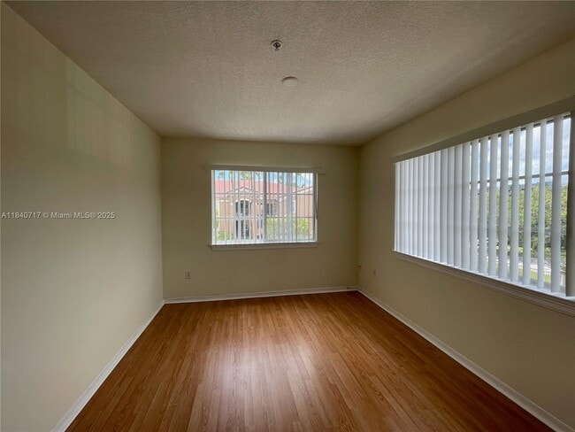 Building Photo - 6851 SW 44th St