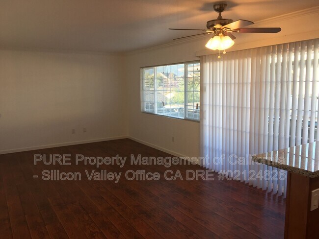 Foto del edificio - 4658 W Campbell Ave