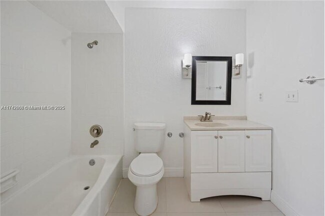 Foto del edificio - 2810 NE 60th St