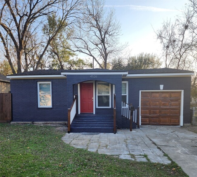 Foto del edificio - 4526 Kingsbury St