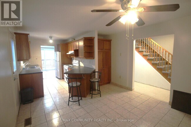 Photo du bâtiment - 172 Bellamy Rd N