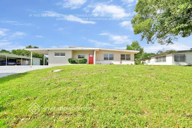 Foto del edificio - 2412 Martinwood Dr