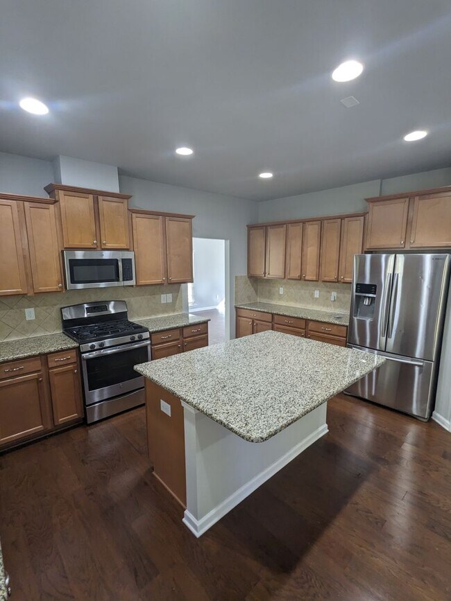 Foto del edificio - Stunning 7 Bedroom House with a Loft and U...