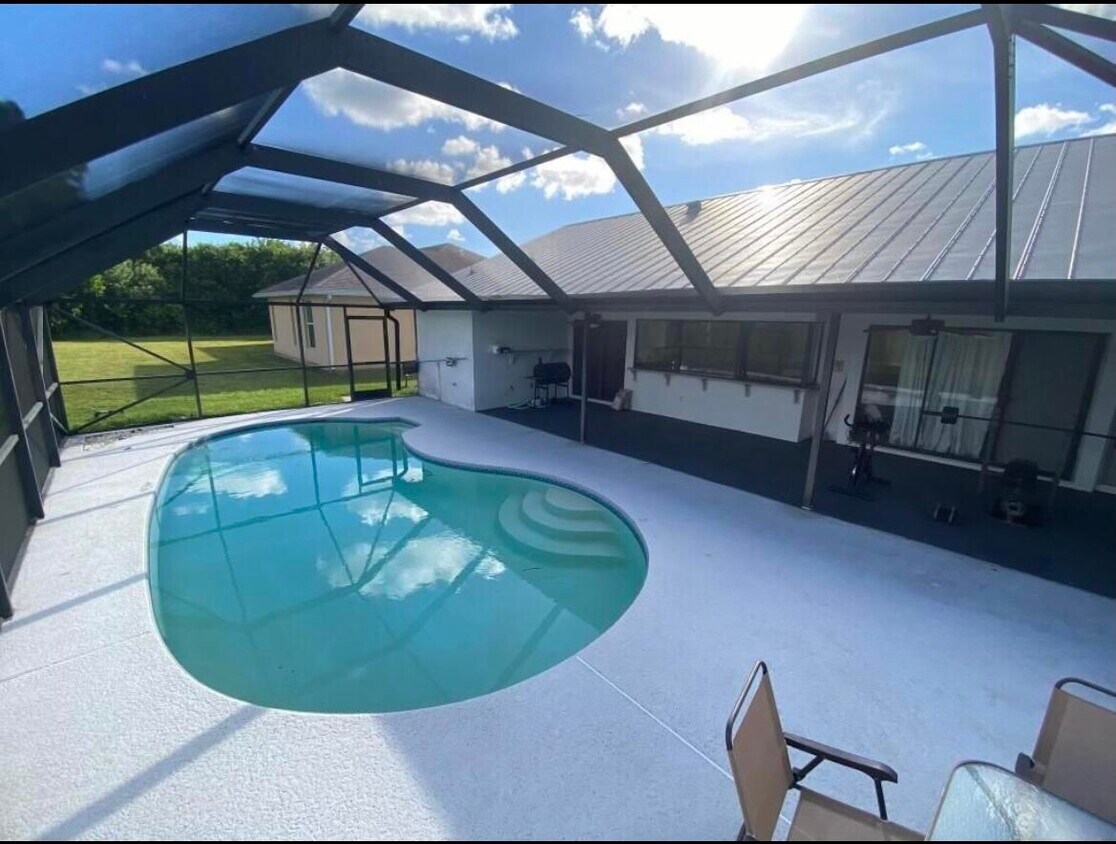 216 SW Ridgecrest Dr, Port Saint Lucie, FL 34953 House Rental in Port Saint Lucie, FL