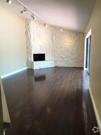Building Photo - 4217 Landar Dr S