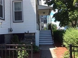 Building Photo - 56 Wigglesworth St