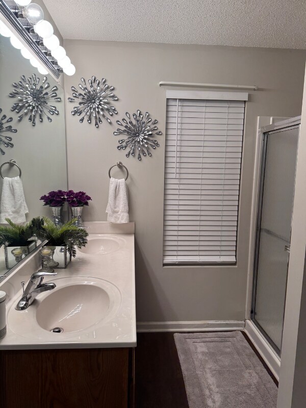 Foto del edificio - 4450 Snowcrest Ln