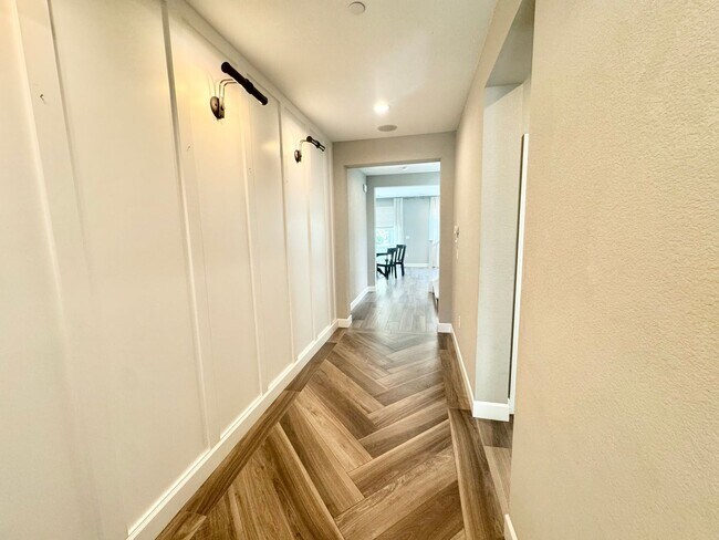 Foto del edificio - Gorgeous 4 Bedroom Model Home in the Cannery