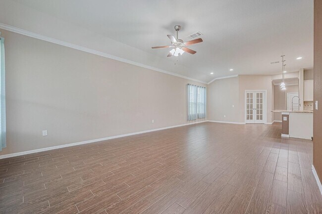 Foto del edificio - 5327 Silver Ledge Dr