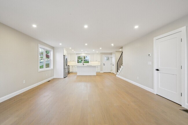 Foto del edificio - 120 Stowe St