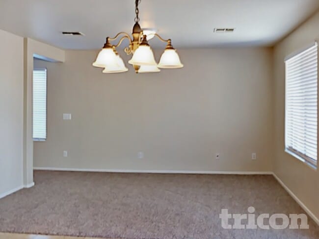 Building Photo - 8126 W Georgetown Way