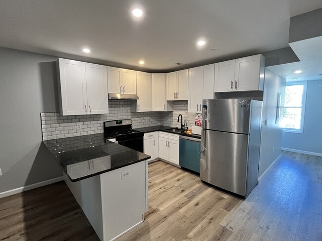 Photo - 1709 E St NE (Washington, DC) Apartment