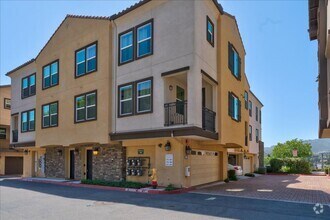 Building Photo - 367 Mission Villas Rd