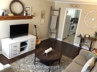 Foto del edificio - 144 Crayton Creek Ln