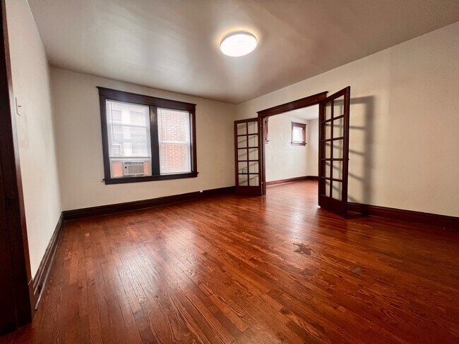 Building Photo - 4226 Dewey Ave