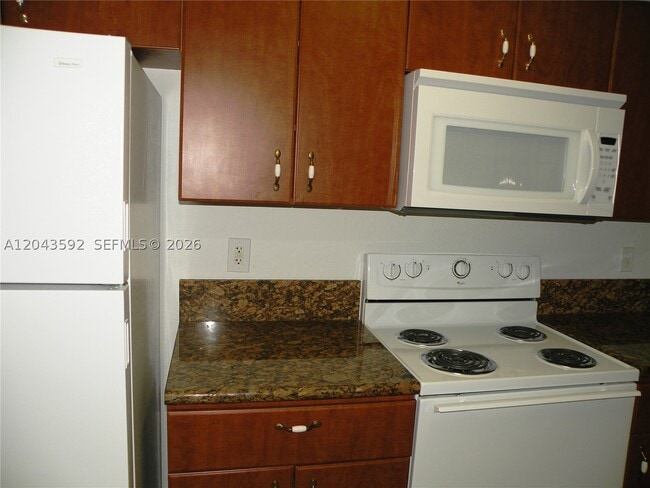 Building Photo - 10981 NW 88th Terrace