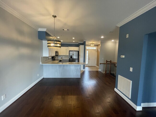 Building Photo - 130 Sandlapper Way