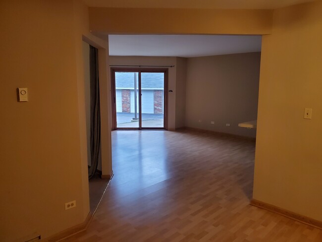 Foto del edificio - 4400 W Shamrock Ln