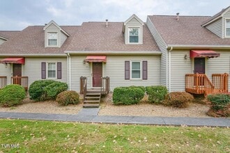 Building Photo - 2503 E Lakeview Dr