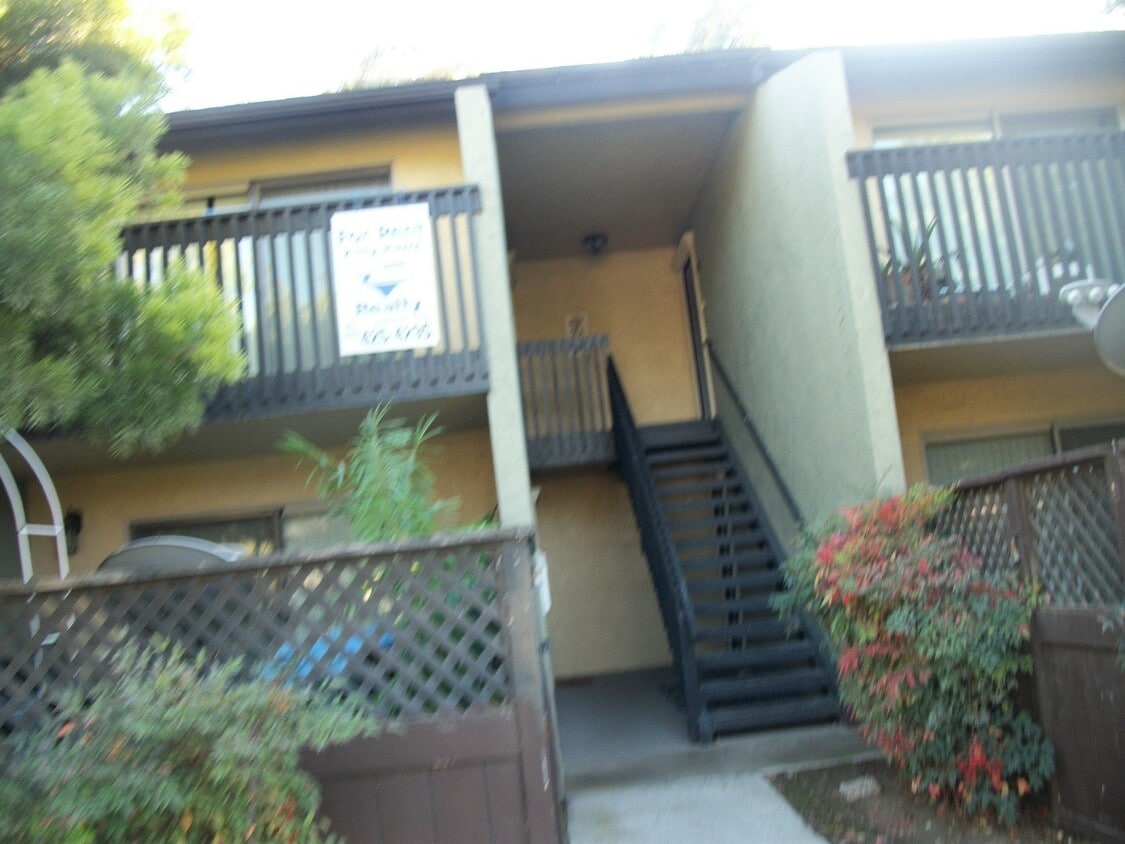 Foto principal - Large 2 Bed 2 Bath In Chula Vista