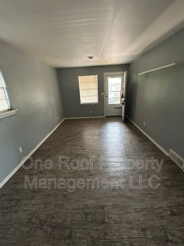 Building Photo - 5304 Ditzler Ave