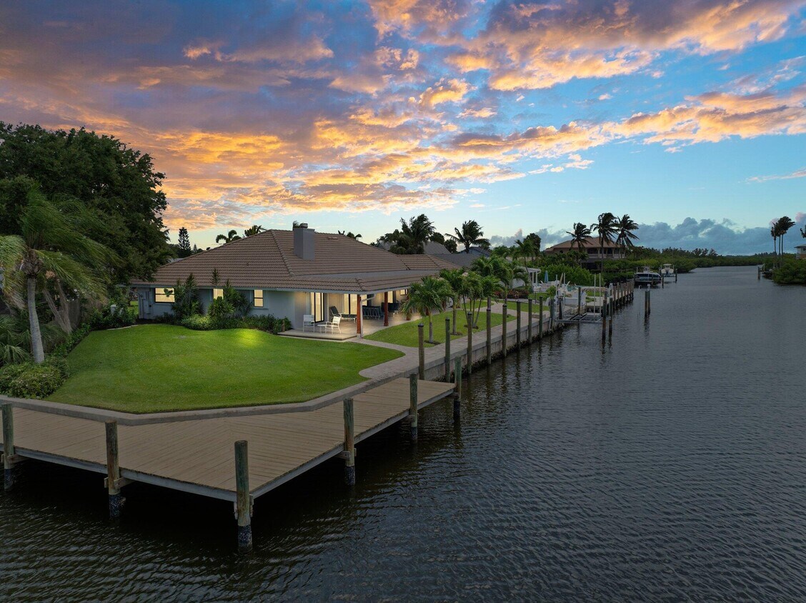Foto principal - 130 Queen Catherina Ct