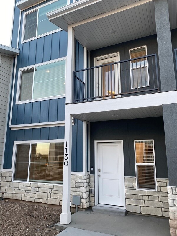 1920 W 1130 N, Farmington, UT 84025 Townhome Rentals in Farmington UT