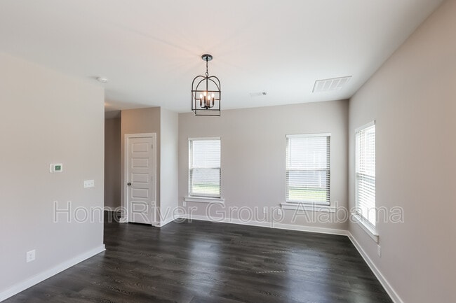 Building Photo - 14225 Sugarberry Ln