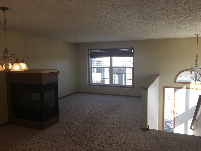 Foto del edificio - 901 Ledgestone Dr