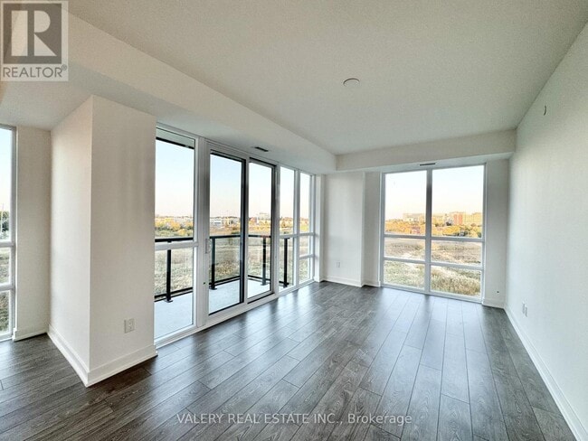 Photo du bâtiment - 225 Malta Ave.