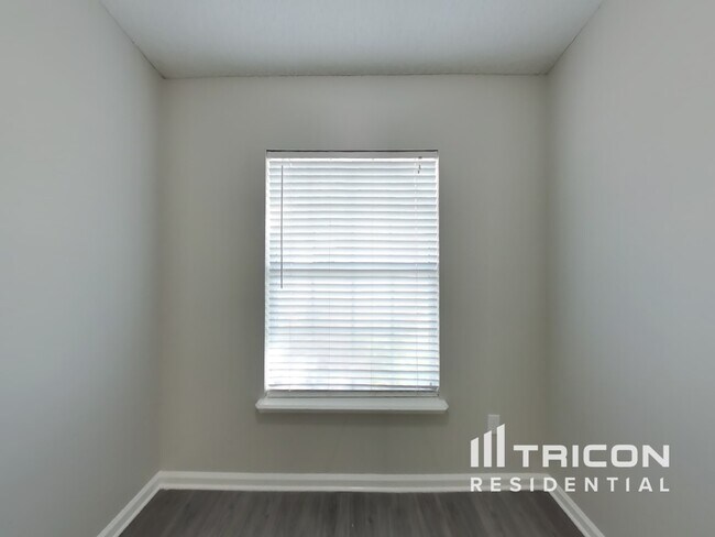 Foto del edificio - 6781 Southern Oaks Dr