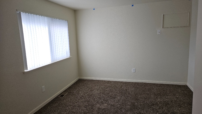 Building Photo - 780 Carro Dr