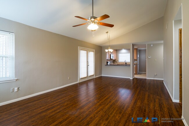 Building Photo - Beautifully updated in the heart of Lewisv...