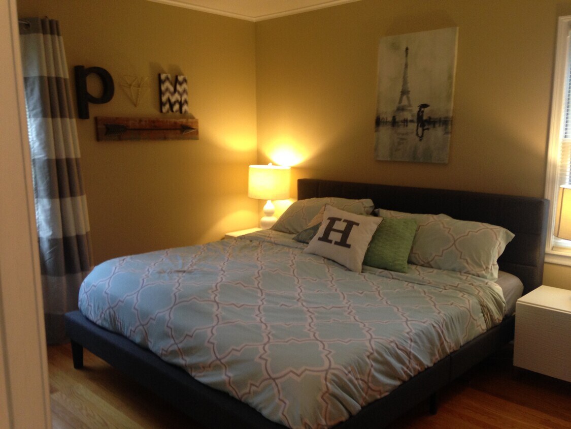 Foto del edificio - 632 Prairie Ave