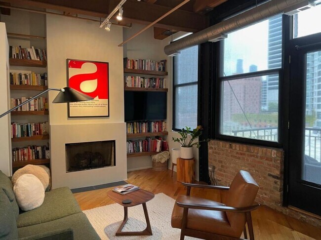 Foto del edificio - 226 N Clinton St