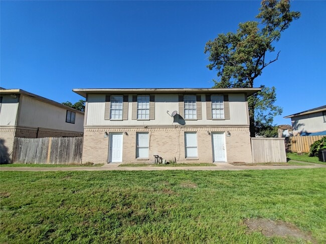 Foto del edificio - 1962 Upland Dr