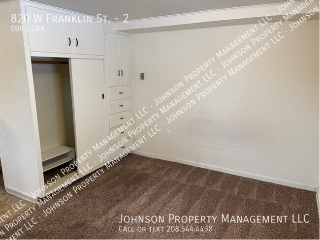 Building Photo - Downtown Boise Studio with All Utilities I...